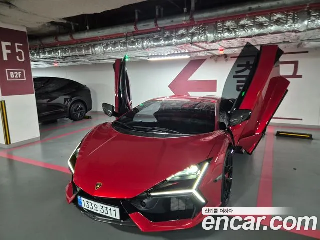 Lamborghini Revuelto 2025 thumb 4