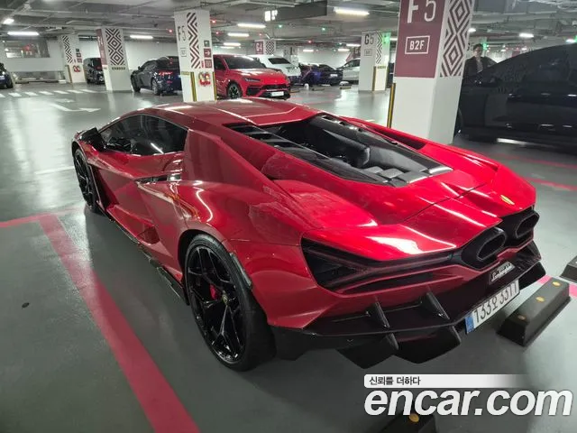 Lamborghini Revuelto 2025 thumb 7