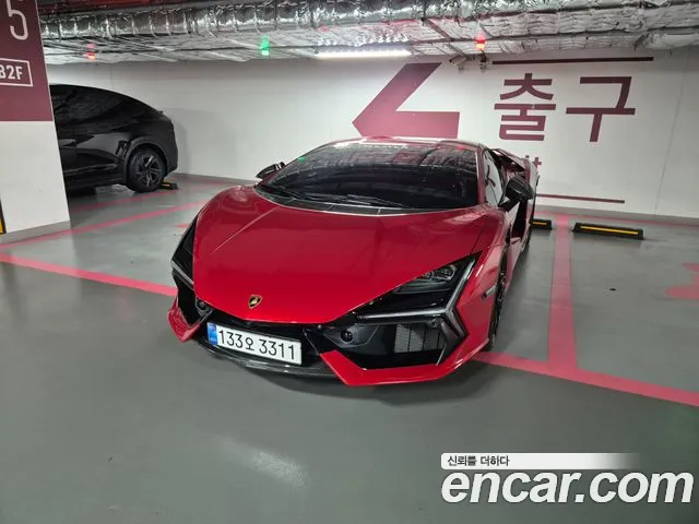Lamborghini Revuelto 2025 thumb 11