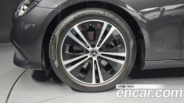 Mercedes-Benz E-Класс 2022 thumb 4