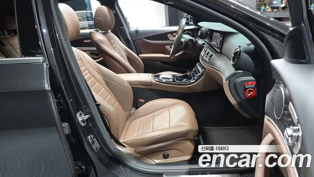 Mercedes-Benz E-Класс 2022 thumb 11