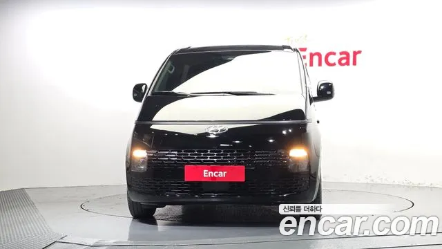 Hyundai Staria 2022 thumb 3