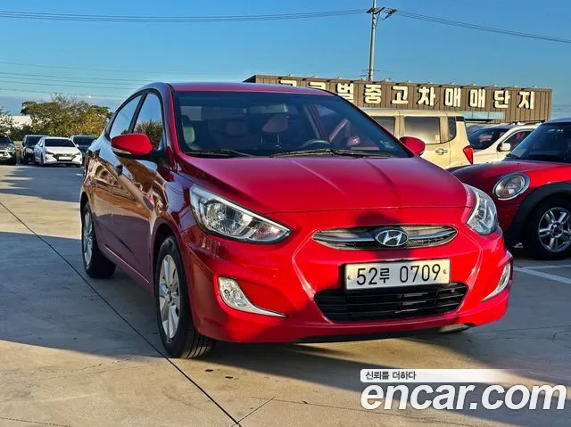 Hyundai Accent 2015 thumb 3