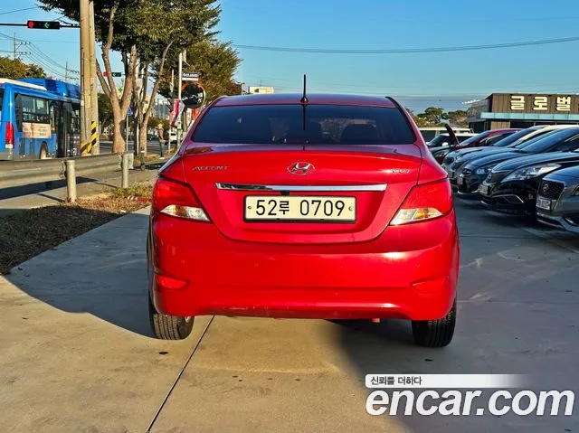 Hyundai Accent 2015 thumb 5