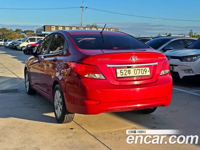 Hyundai Accent 2015 thumb 6