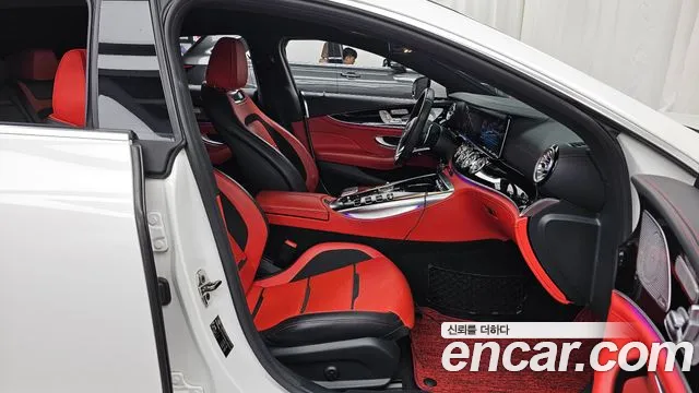 Mercedes-Benz AMG GT 2020 thumb 11