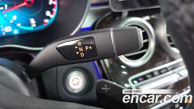 Mercedes-Benz GLC 2020 thumb 9