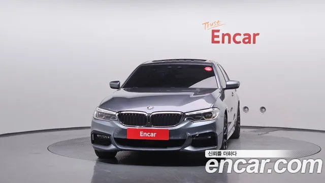 BMW 5-Series 2017 thumb 3