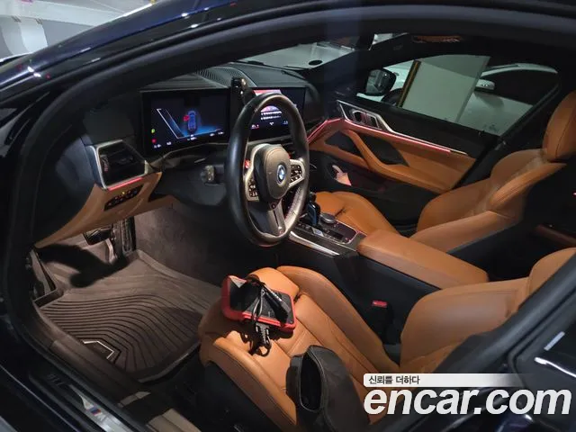 BMW i4 2022 thumb 6