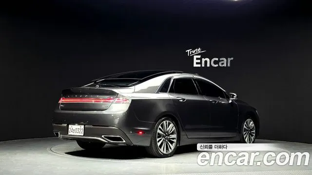 Lincoln MKZ 2017 thumb 2
