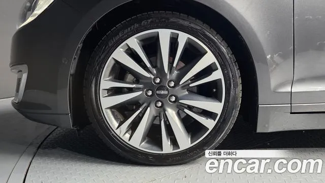 Lincoln MKZ 2017 thumb 5