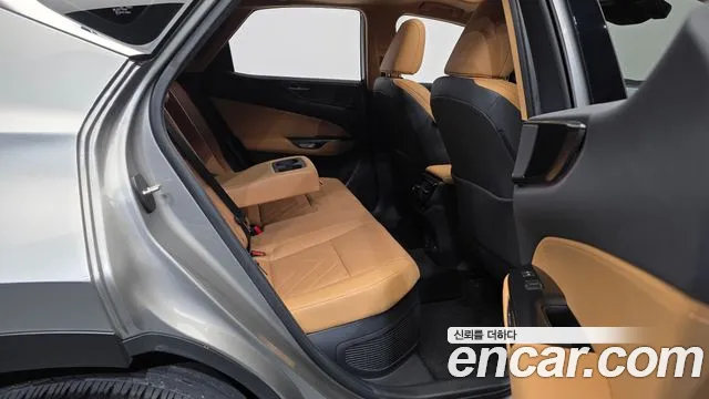 Lexus NX 2025 thumb 12