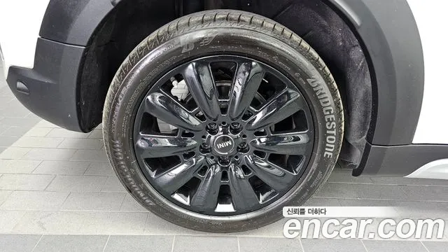 MINI Countryman 2023 thumb 5