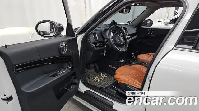 MINI Countryman 2023 thumb 10