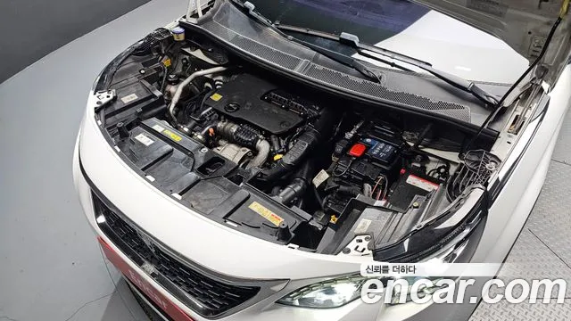 Peugeot 3008 2017 thumb 6
