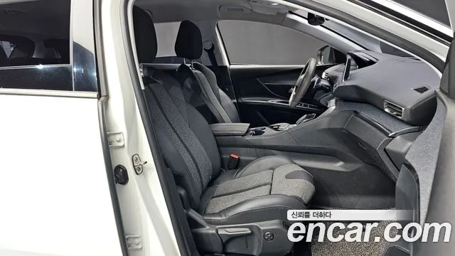 Peugeot 3008 2017 thumb 12