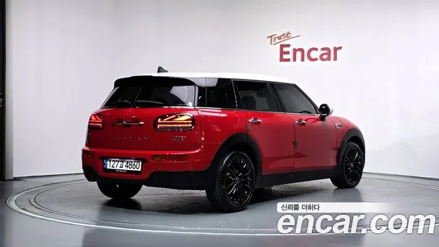 MINI Clubman 2023 thumb 2