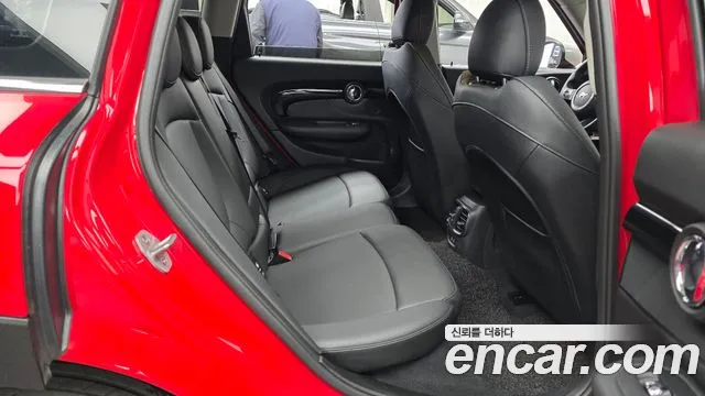 MINI Clubman 2023 thumb 11