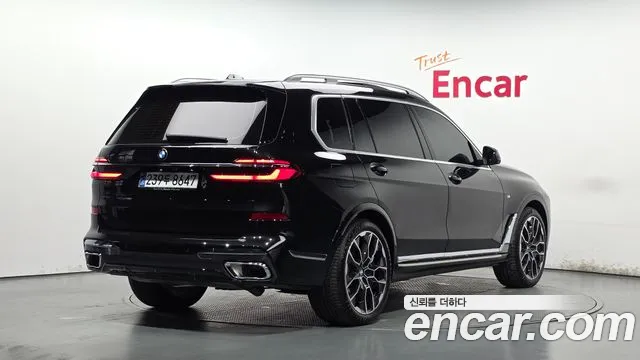 BMW X7 2025 thumb 2