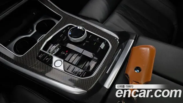 BMW X7 2025 thumb 9