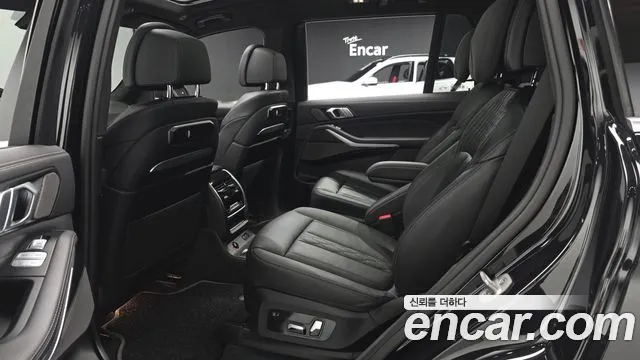 BMW X7 2025 thumb 11