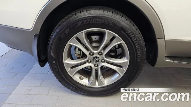 Hyundai Veracruz 2013 thumb 5