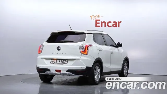 KG_Mobility_Ssangyong TIBOLI 2015 thumb 2