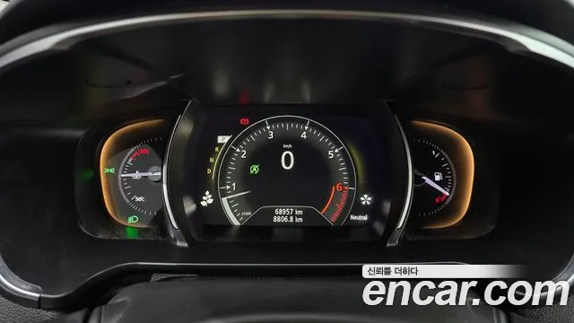 Renault-KoreaSamsung Megane 2019 thumb 7