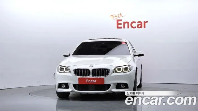 BMW 5-Series 2016 thumb 3