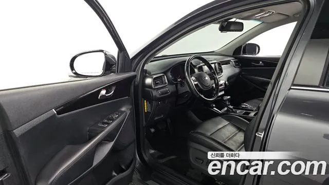 Kia Sorento 2018 thumb 10