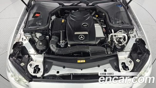 Mercedes-Benz E-Класс 2016 thumb 6