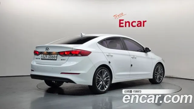 Hyundai Avante 2015 thumb 2