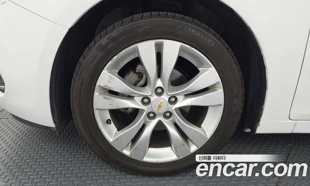 ChevroletGMDaewoo Cruze 2015 thumb 5