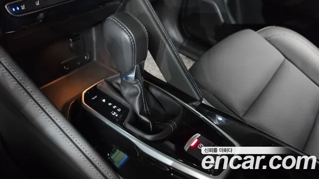 Renault-KoreaSamsung Koleos 2022 thumb 9