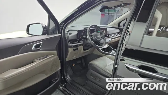 Kia Carnival 2024 thumb 10
