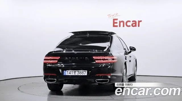 Genesis G80 2022 thumb 4