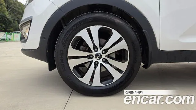Kia Sportage 2011 thumb 5
