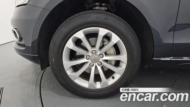 Audi Q5 2016 thumb 5