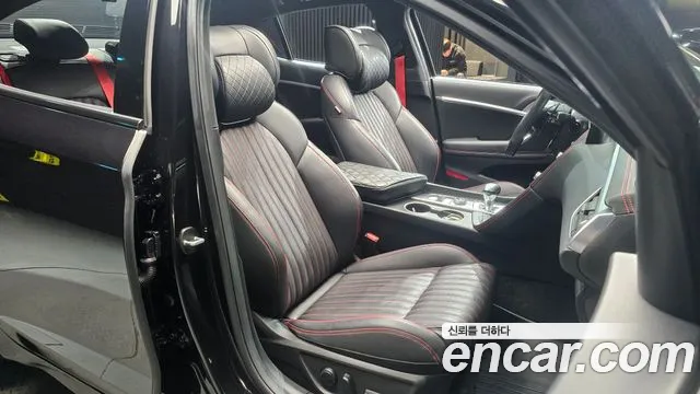 Genesis G70 2023 thumb 12