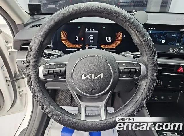 Kia K5 2025 thumb 9