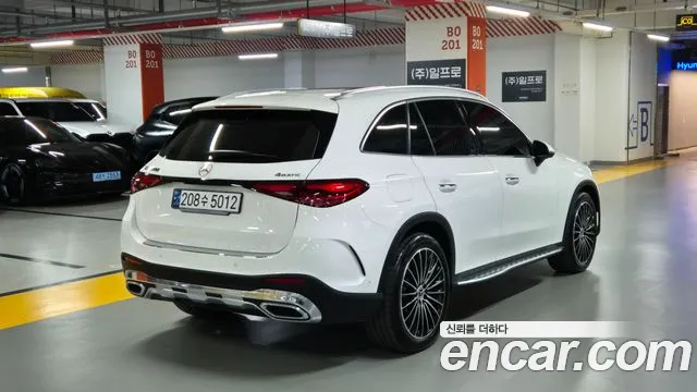 Mercedes-Benz GLC 2024 thumb 4