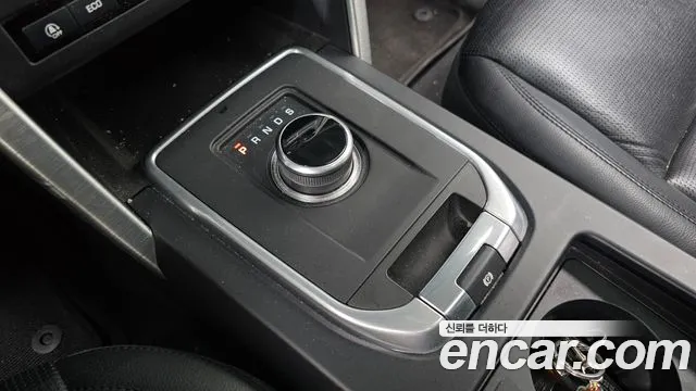 Land Rover Discovery Sport 2017 thumb 9