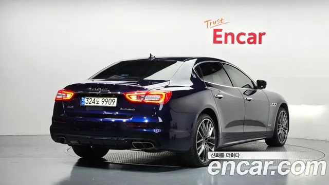 Maserati Quattroporte 2018 thumb 2