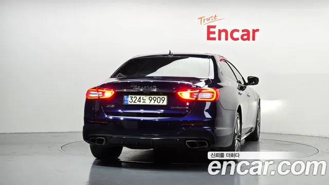 Maserati Quattroporte 2018 thumb 4