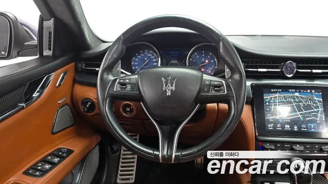 Maserati Quattroporte 2018 thumb 12