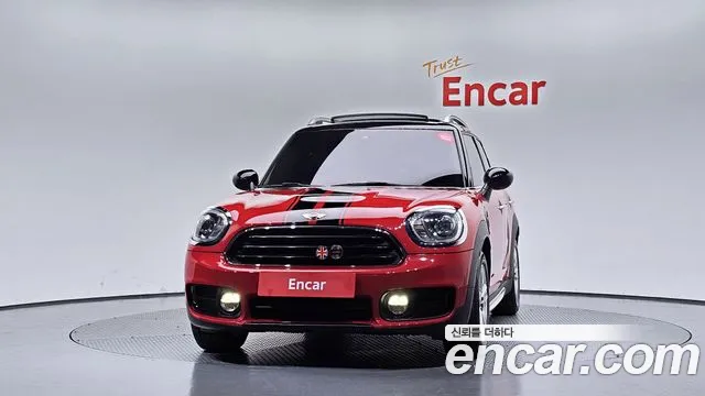MINI Countryman 2018 thumb 3