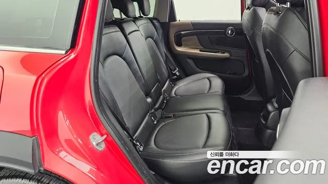 MINI Countryman 2018 thumb 11