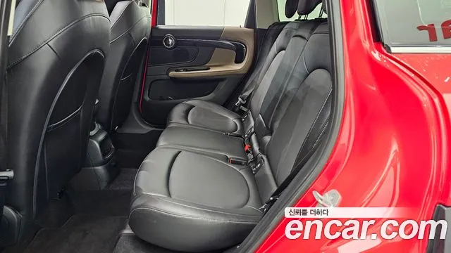 MINI Countryman 2018 thumb 12