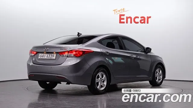 Hyundai Avante 2011 thumb 2