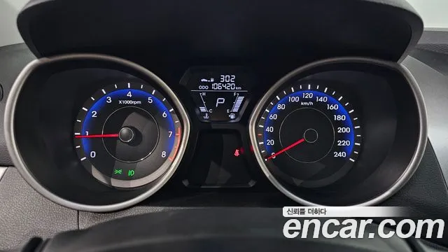 Hyundai Avante 2011 thumb 8
